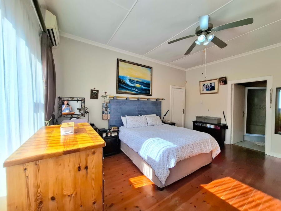 7 Bedroom Property for Sale in Gonubie Eastern Cape